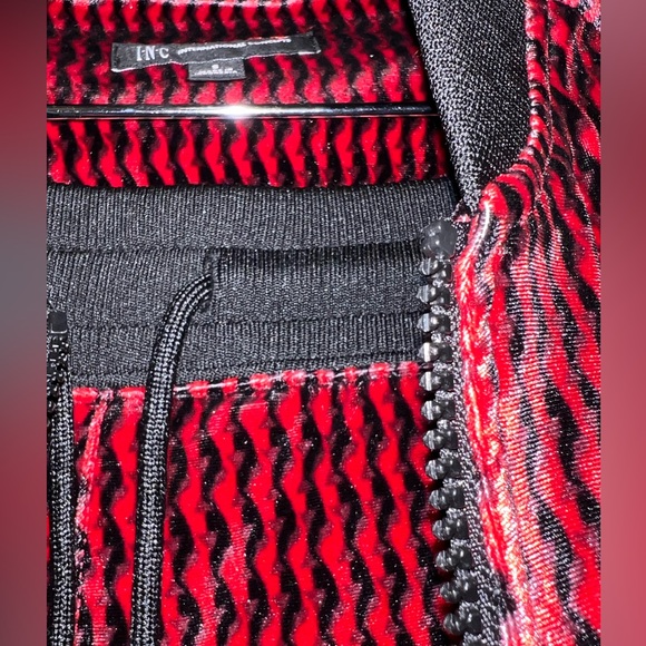 INC Tracksuit - Picture 4 of 7